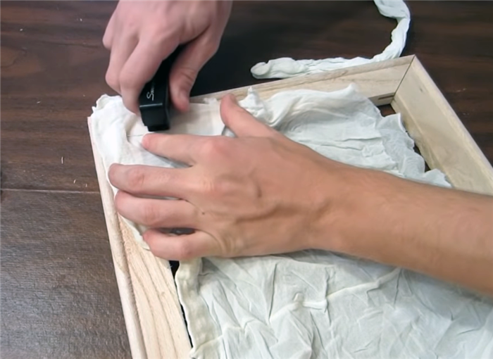 Сделайте деревянную раму для трафаретной печати без ткани
