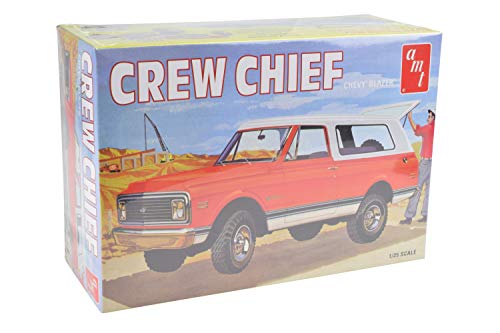 AMT/VRC Hobbies 1972 Chevy Blazer Crew Chief 1:25. 