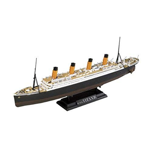 Academy Boat Model Building Kit, R.M.S. Titanic. 