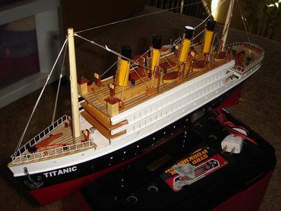Minh Xuan Titanic Деревянная модель круизного судна.